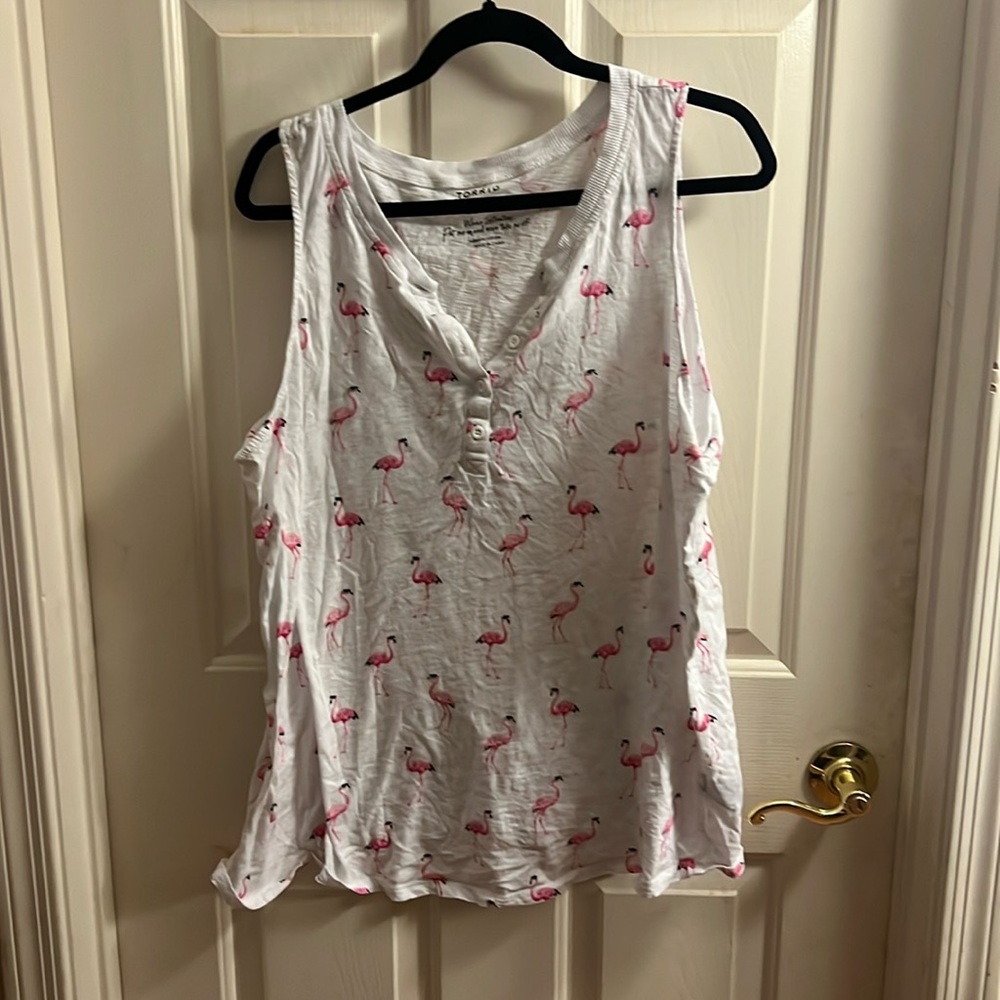 Torrid flamingo print tank. Size 3